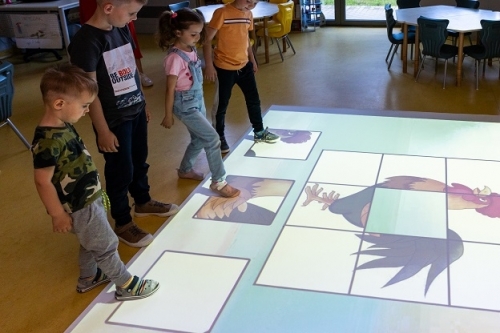 Podea interactiva Edu, FunFloor