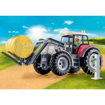 Playmobil - Tractor mare cu accesorii