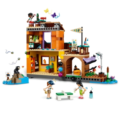 Sporturi nautice in tabara de aventuri 42626 LEGO Friends