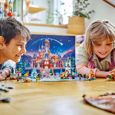 Calendar de advent 43253 LEGO Disney