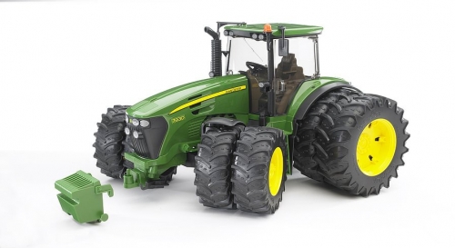 Jucarie Tractor John Deere 7930 cu roti duble Bruder 