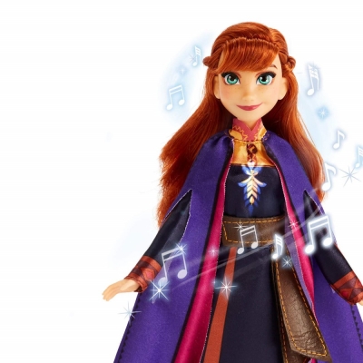 PAPUSA MUZICALA FROZEN2 ANNA HASBRO