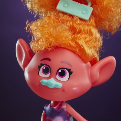 TROLLS FIGURINA FASHION DJ SUKI HASBRO