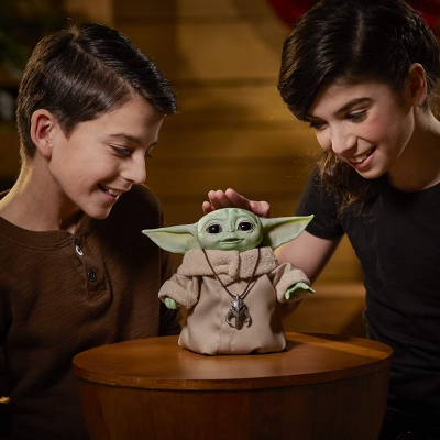 Jucarie interactiva Star Wars The Child Animatronic Edition Aka Baby Yoda Hasbro