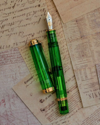 Stilou Souveran M800 F Green Demonstrator, penita aur 18k, accesori placte cu rodiu, Pelikan