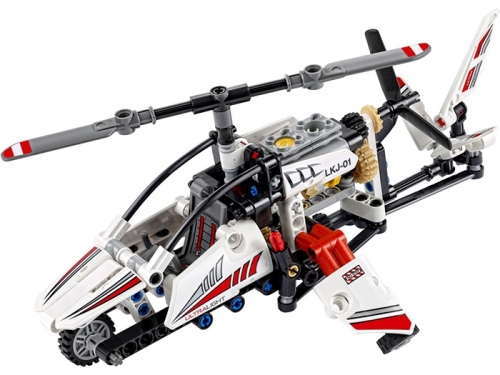 Elicopter ultrausor 42057 LEGO Technic