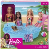 Papusa cu piscina Barbie